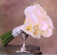 Elegant, Magic, customized and exclusive bouquets for your miami wedding, click and see more about it